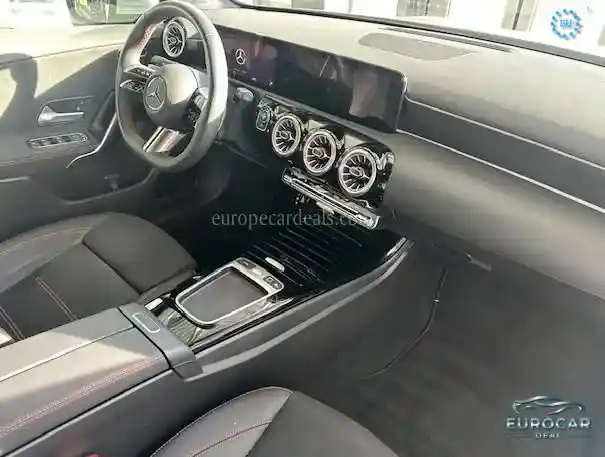 Mercedes-Benz A 220