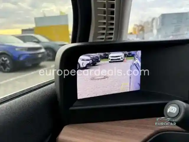 Honda e