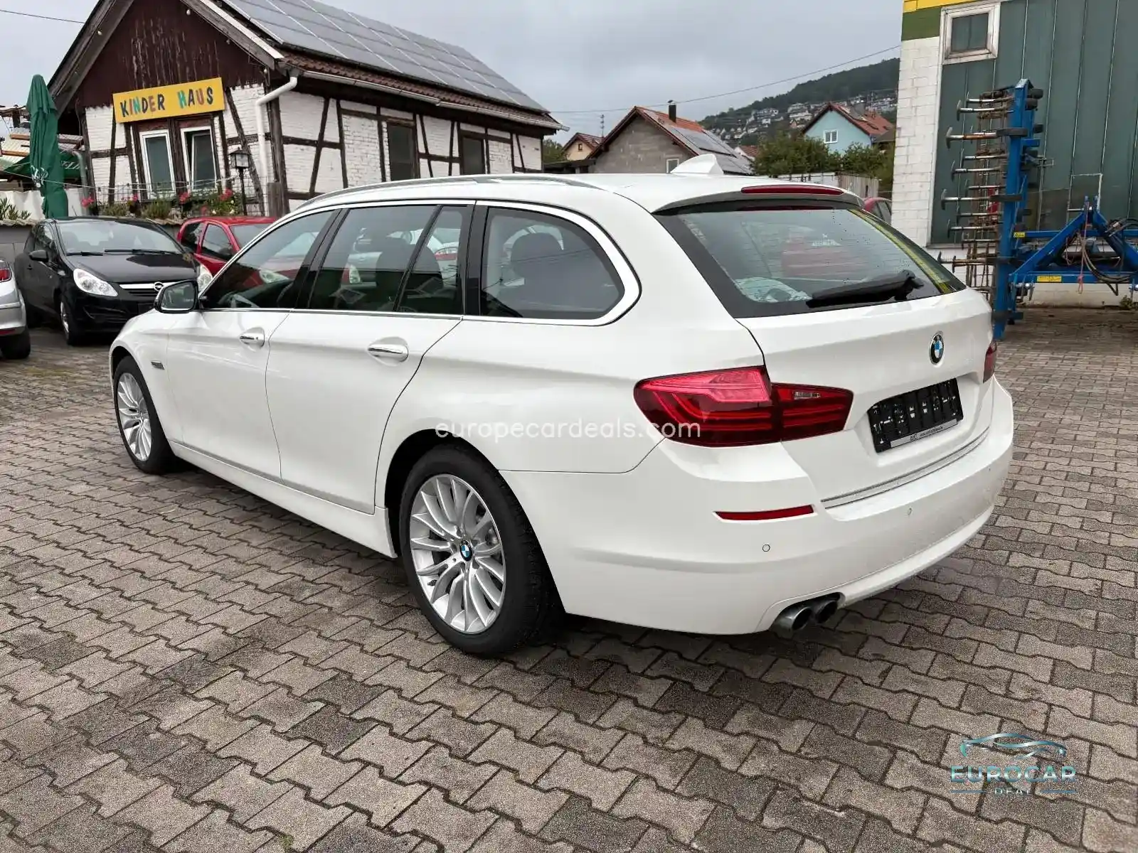 BMW 525