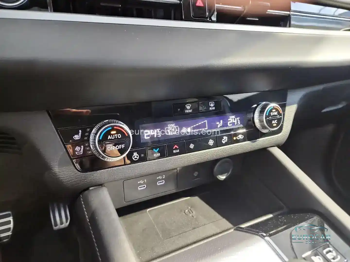Mitsubishi Plug-in Hybrid Outlander