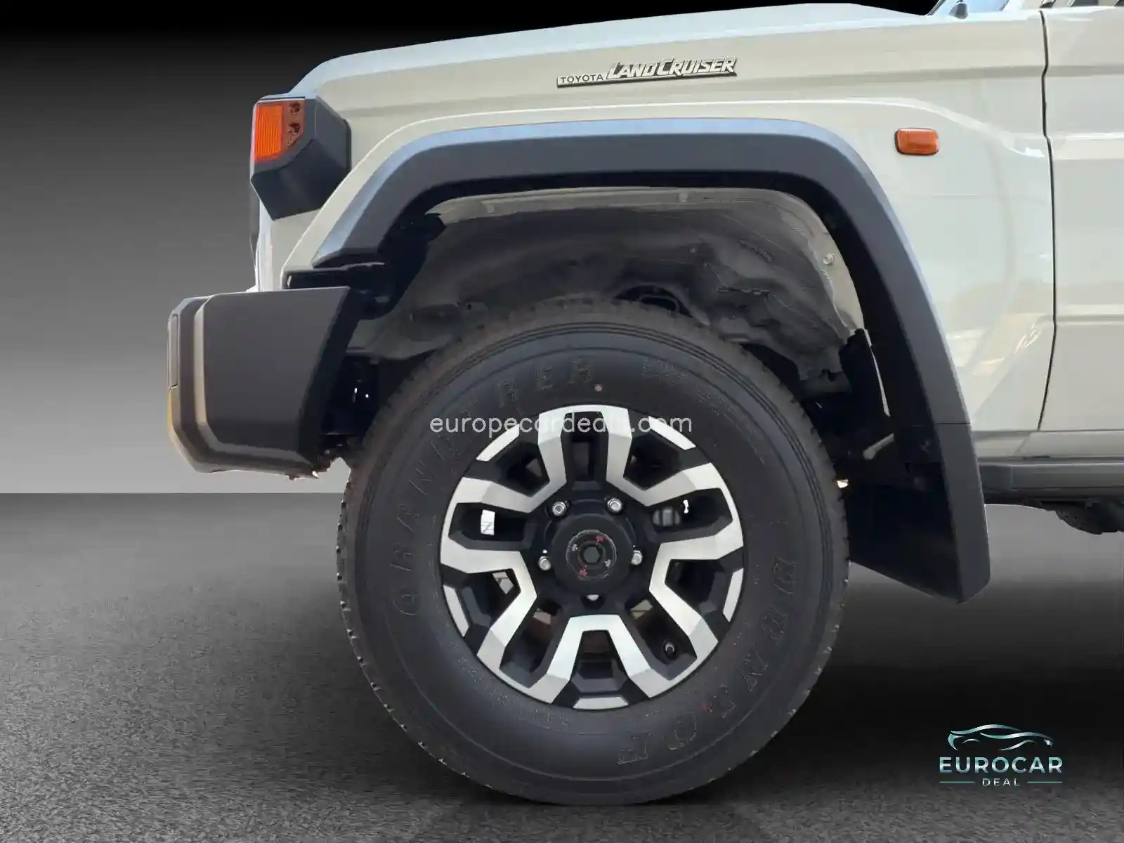 Toyota Land Cruiser