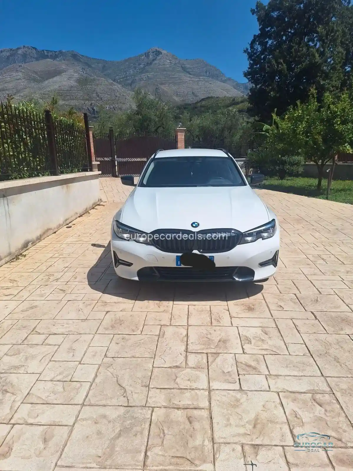 BMW 320