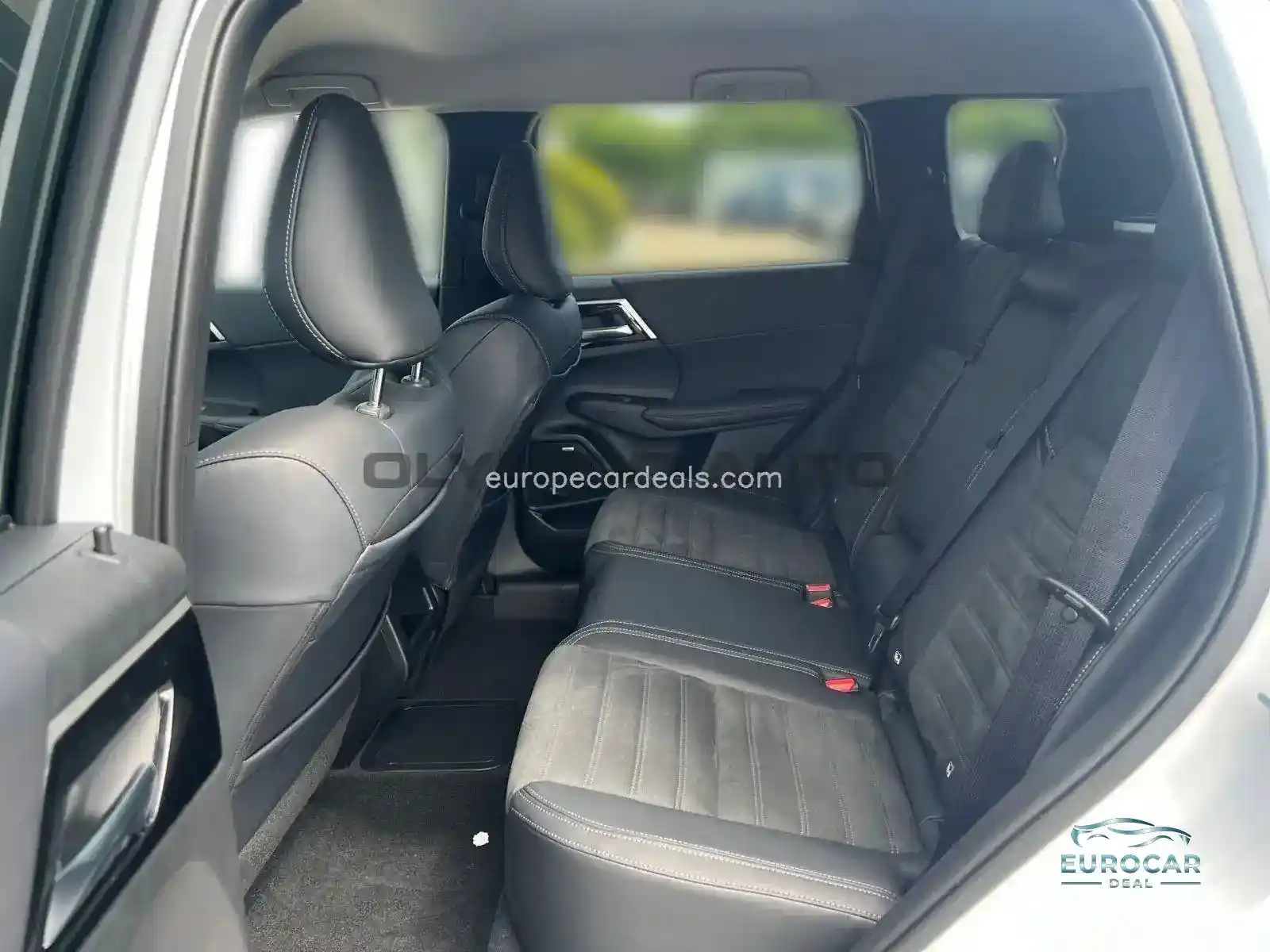 Mitsubishi Plug-in Hybrid Outlander
