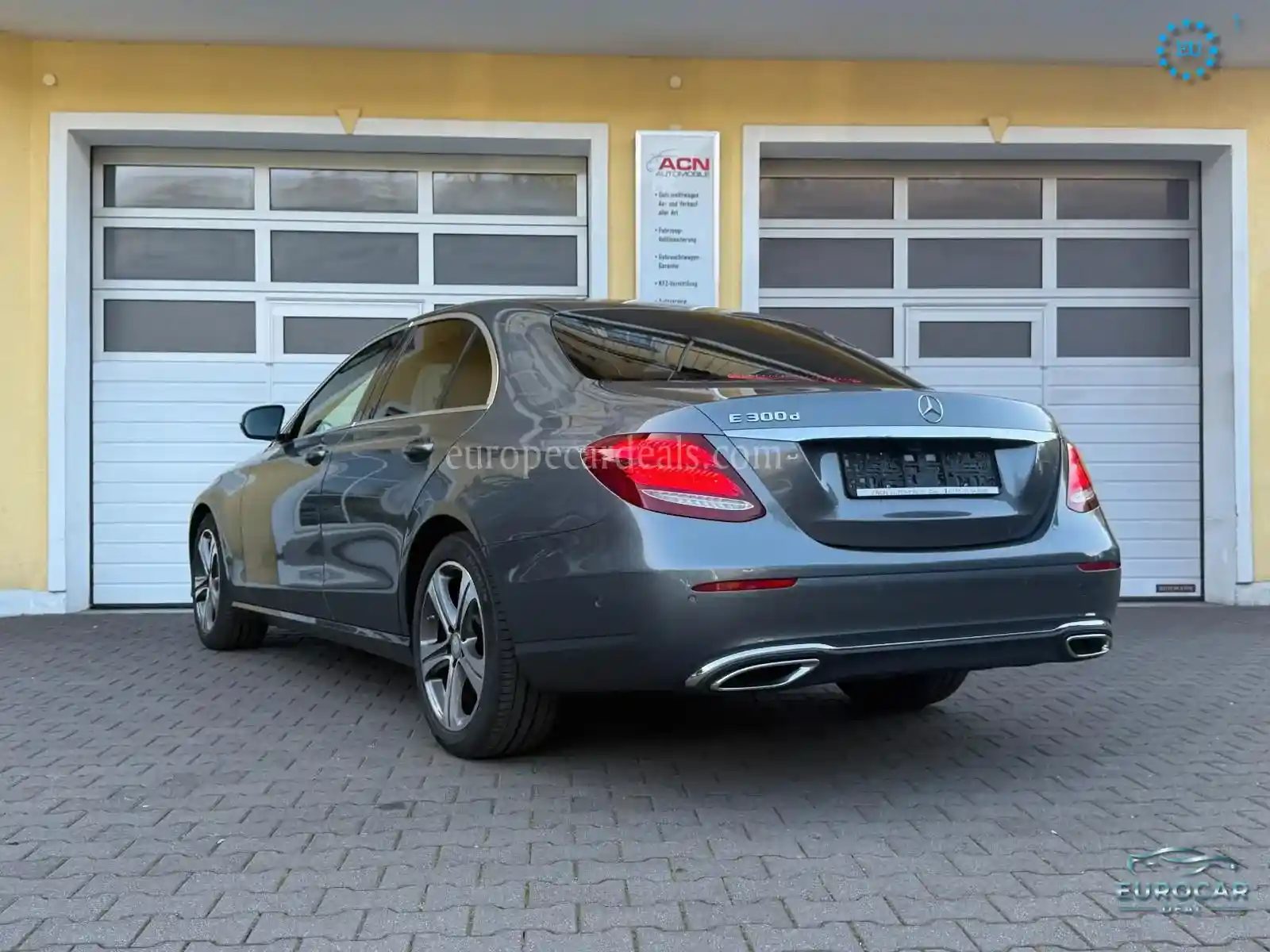 Mercedes-Benz E 300