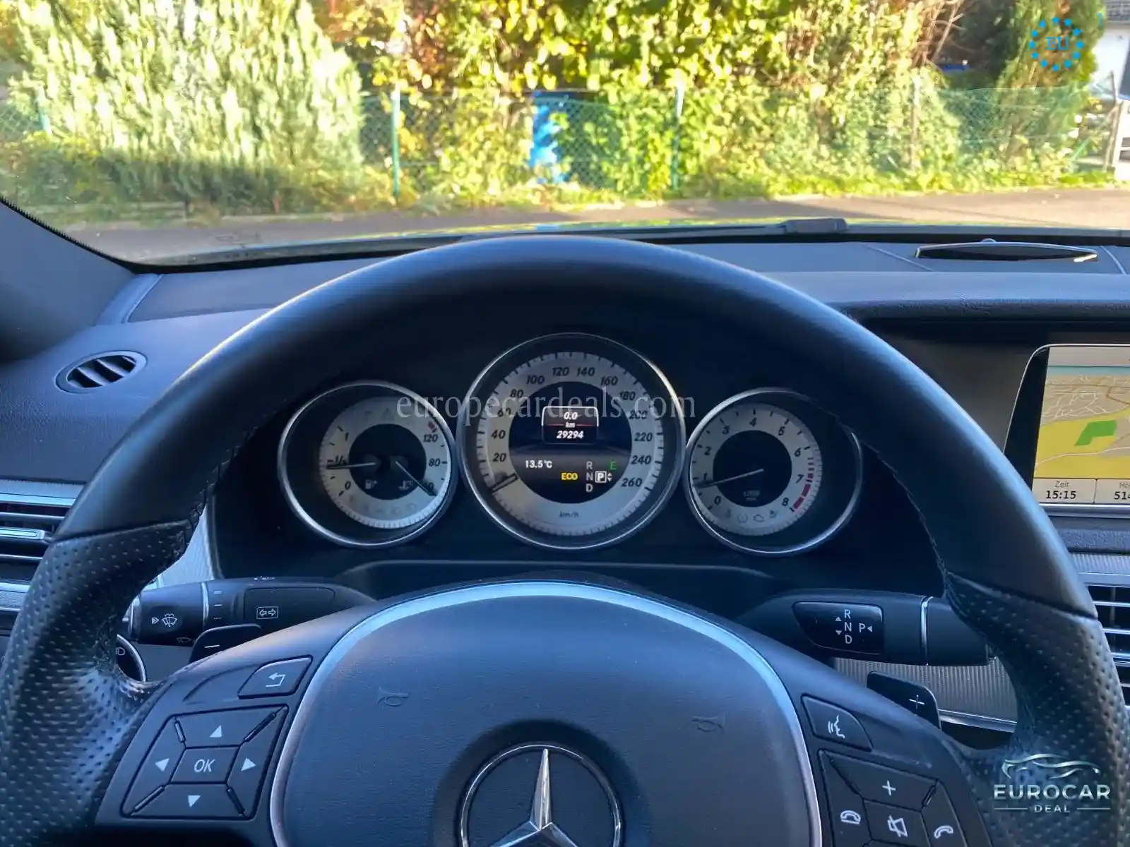 Mercedes-Benz E 200