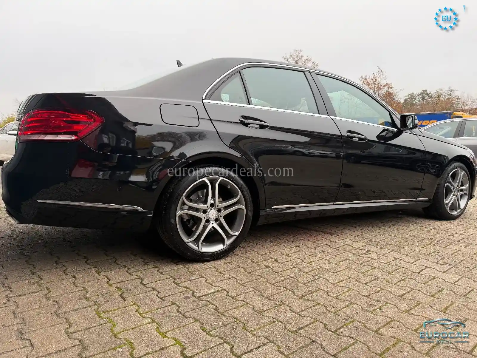 Mercedes-Benz E 200