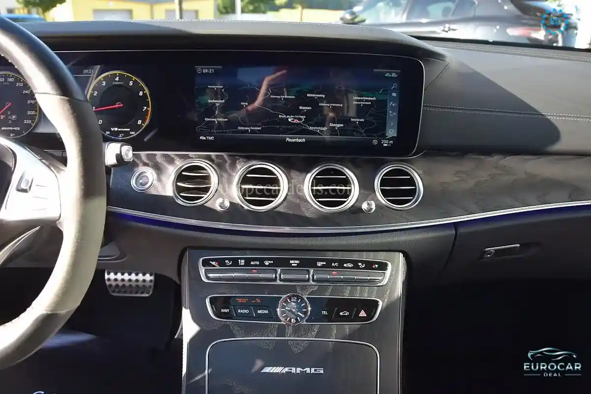 Mercedes-Benz E 63 AMG