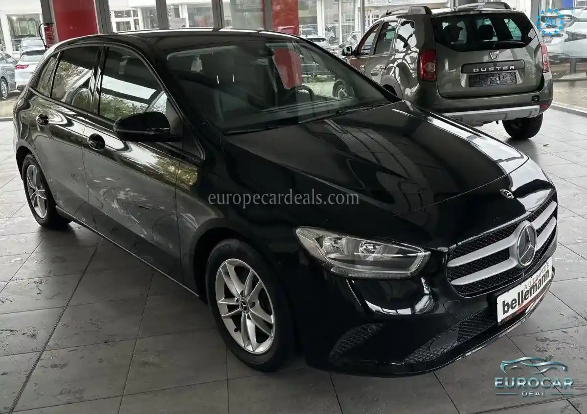 Mercedes-Benz B 200