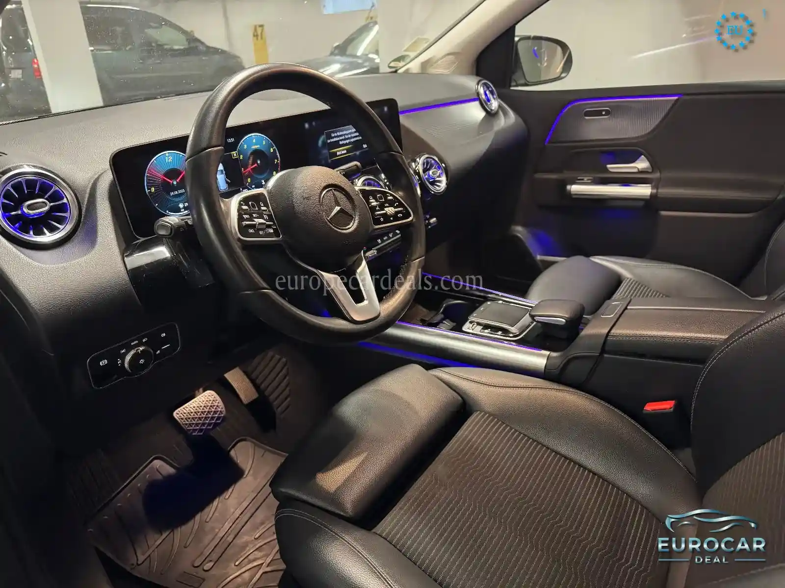 Mercedes-Benz B 180