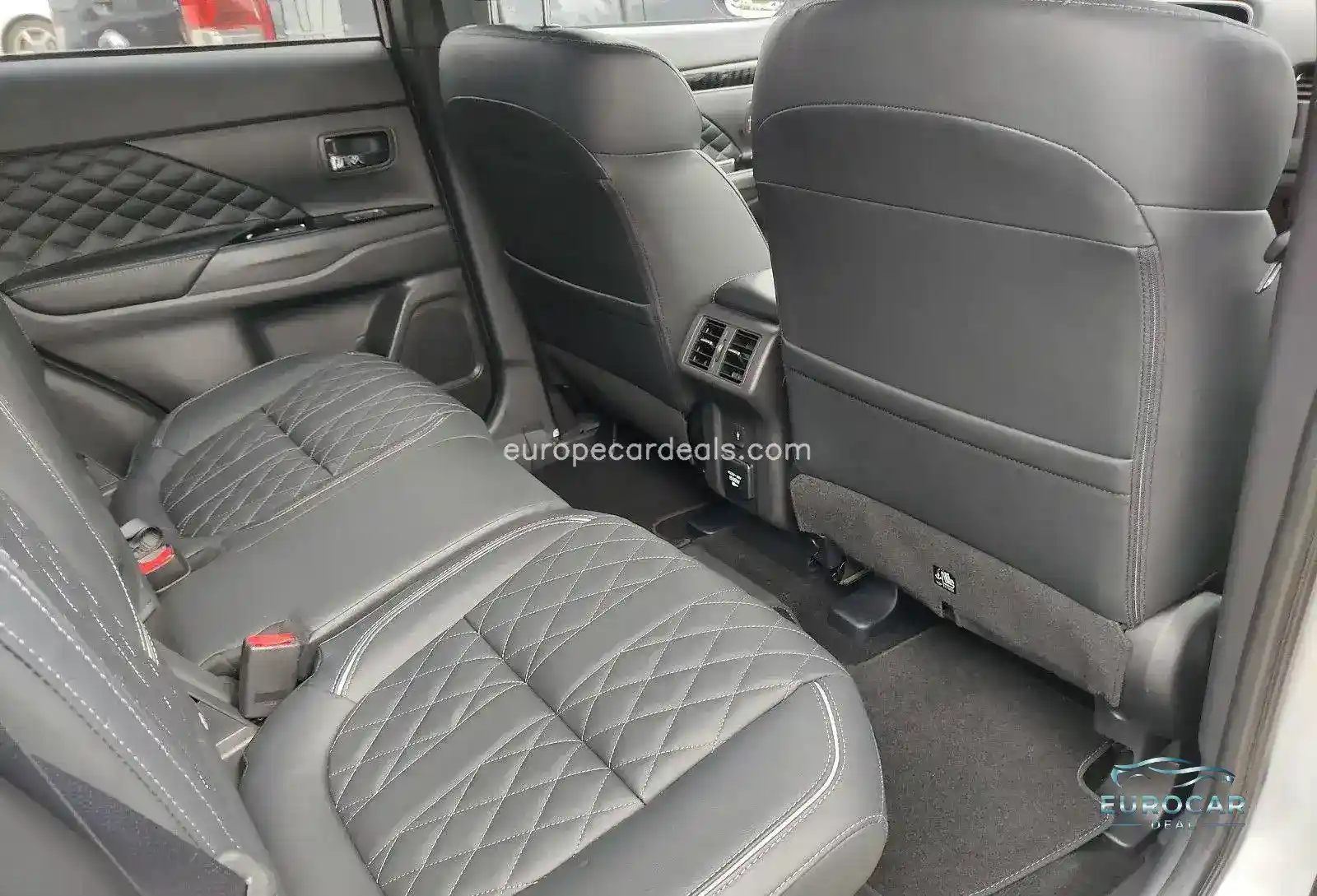 Mitsubishi Plug-in Hybrid Outlander