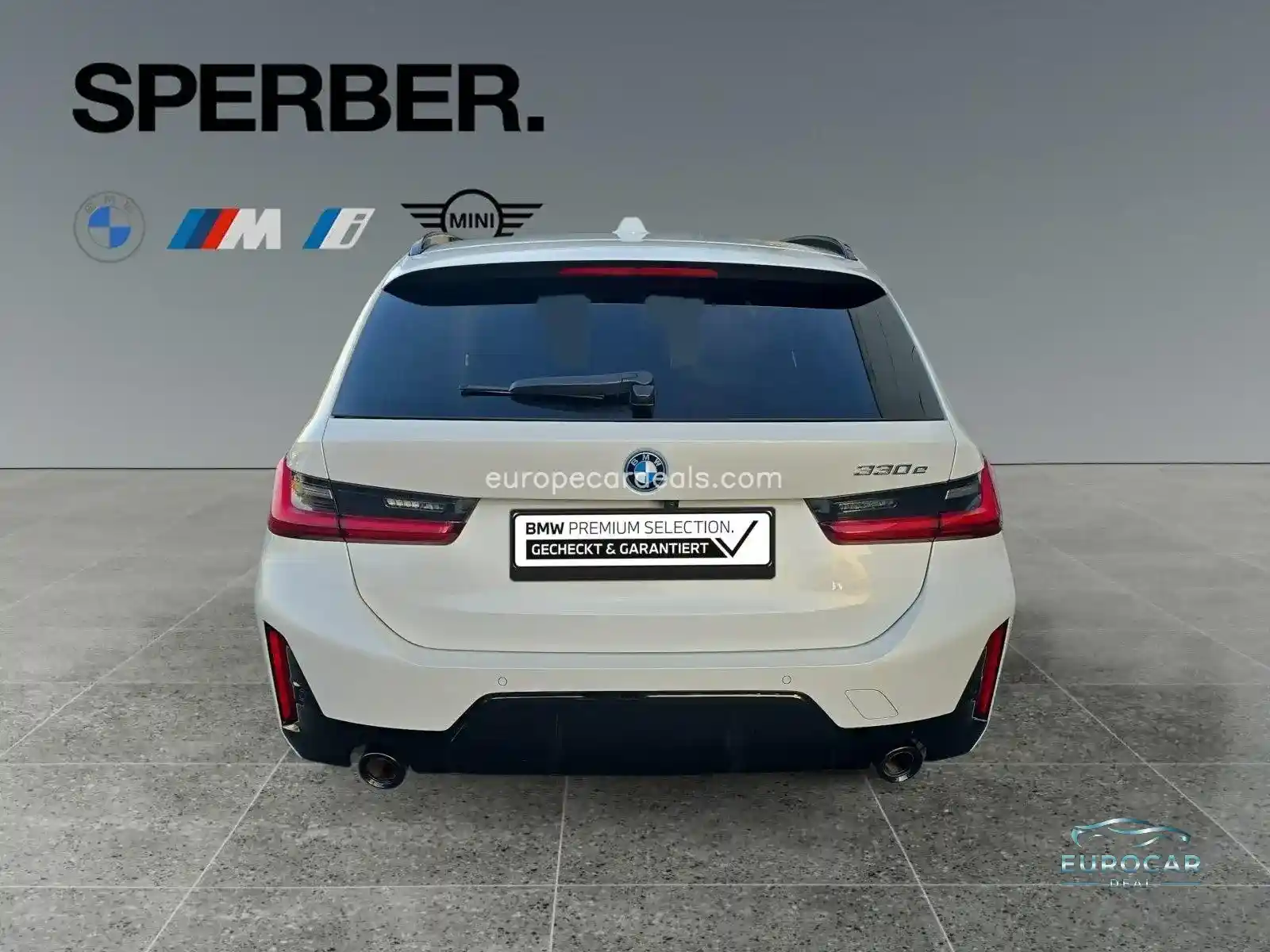 BMW 330