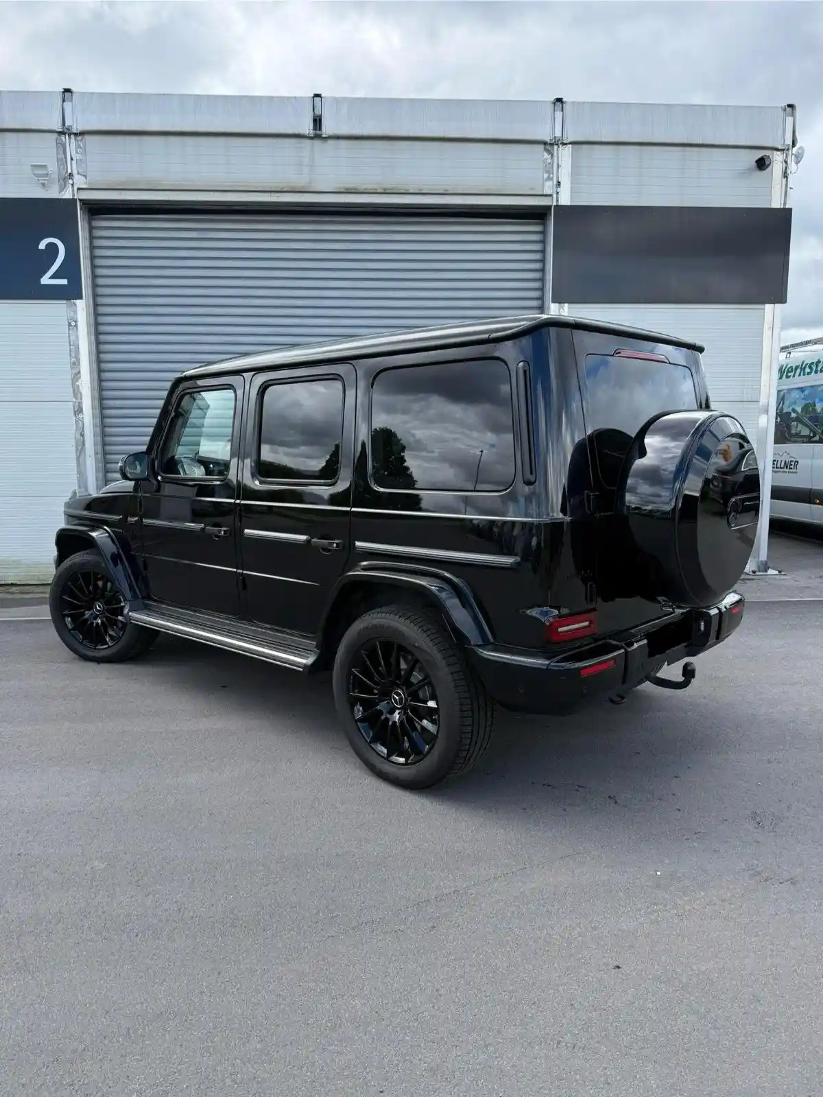 Mercedes-Benz G 500
