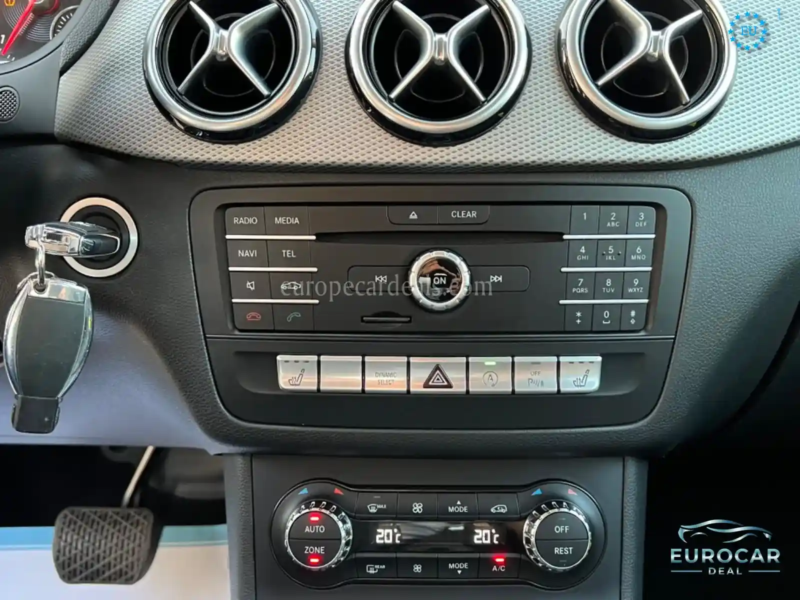 Mercedes-Benz B 200
