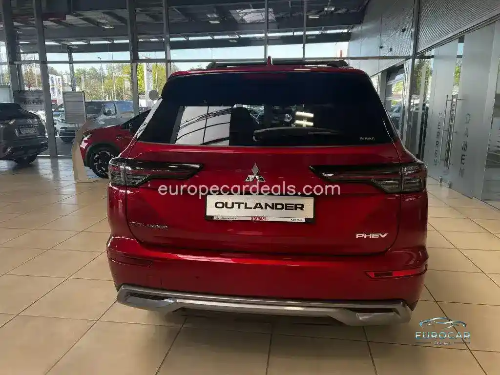Mitsubishi Plug-in Hybrid Outlander