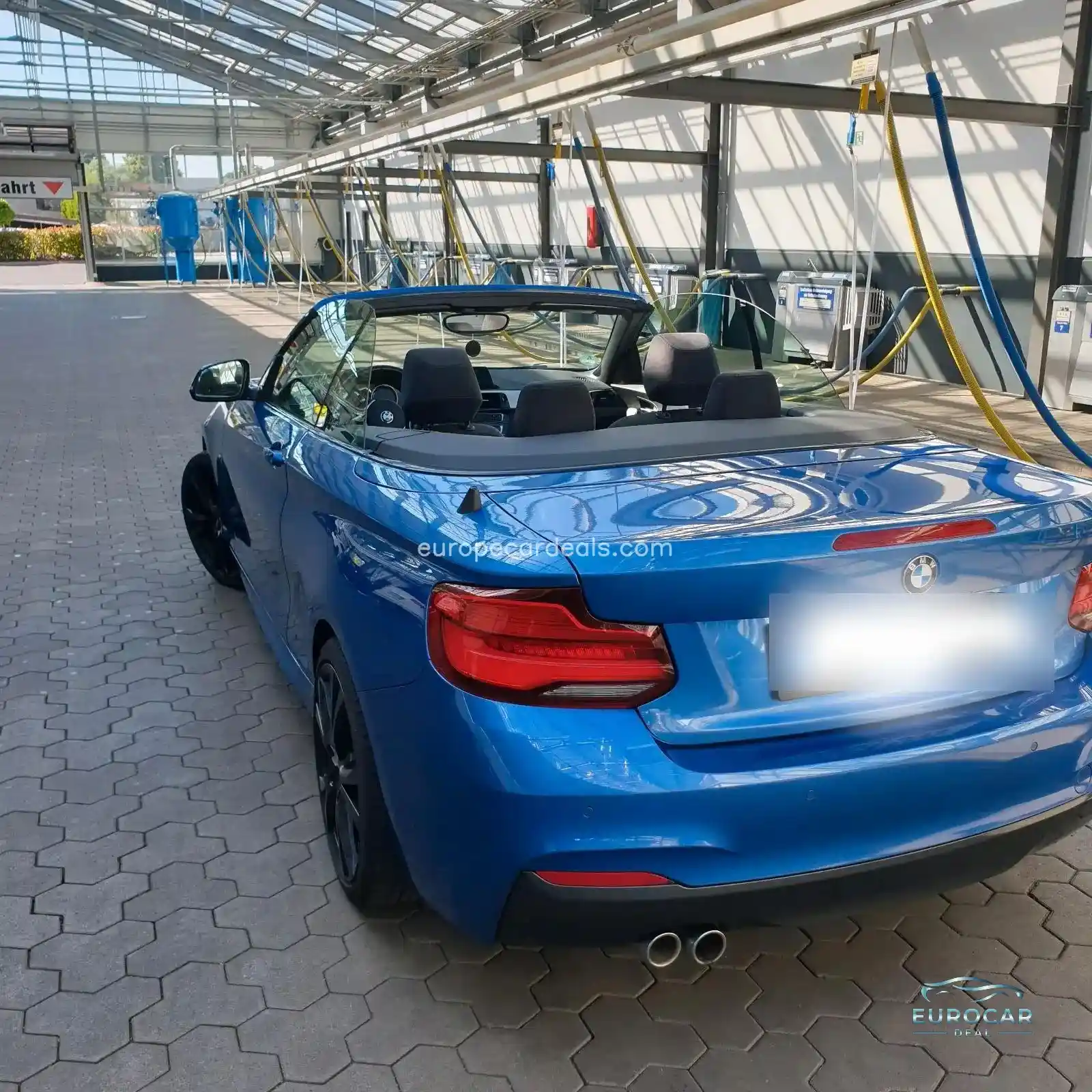 BMW 220