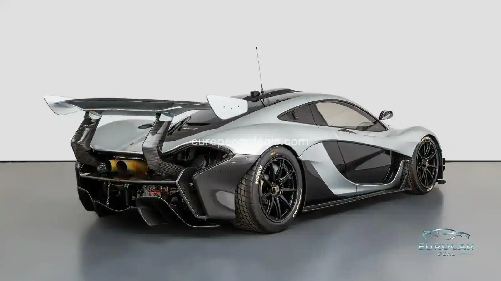 McLaren P1
