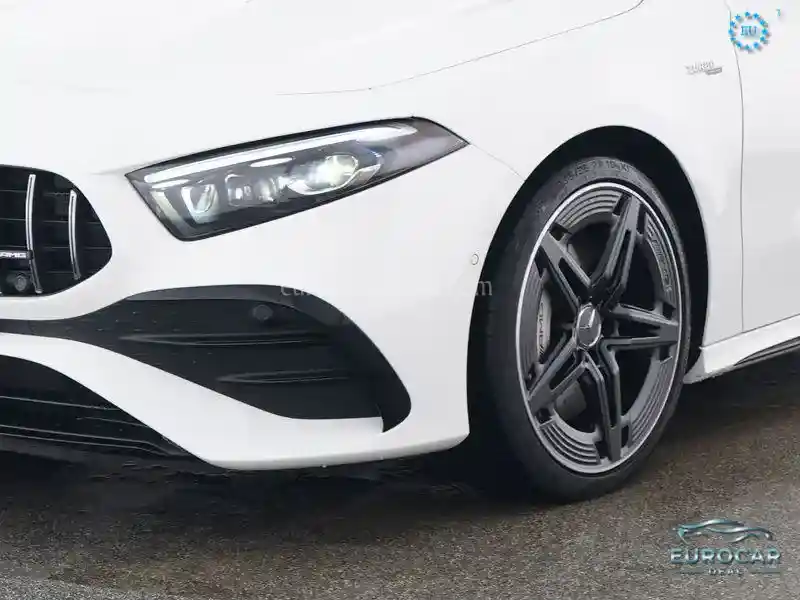 Mercedes-Benz A 35 AMG