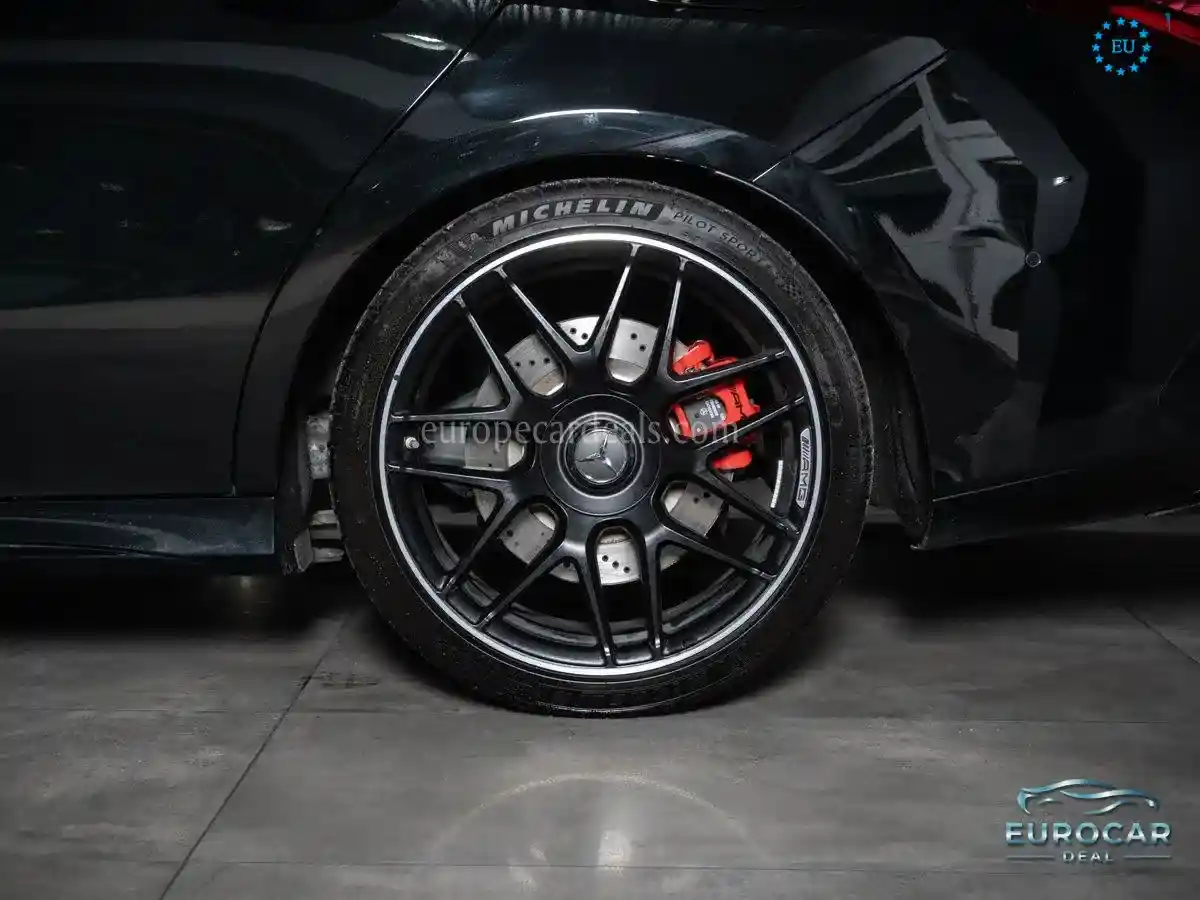 Mercedes-Benz CLA 45 AMG