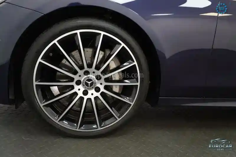 Mercedes-Benz E 400