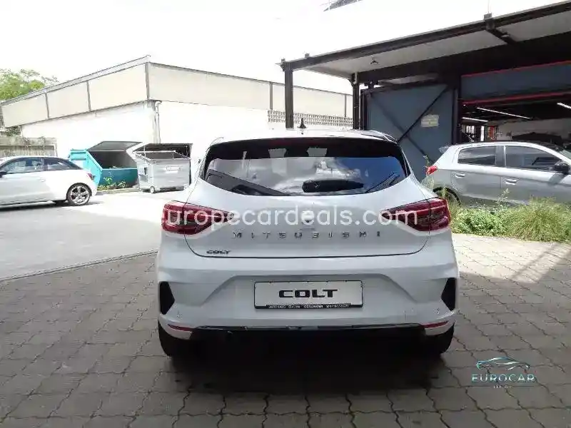 Mitsubishi Colt