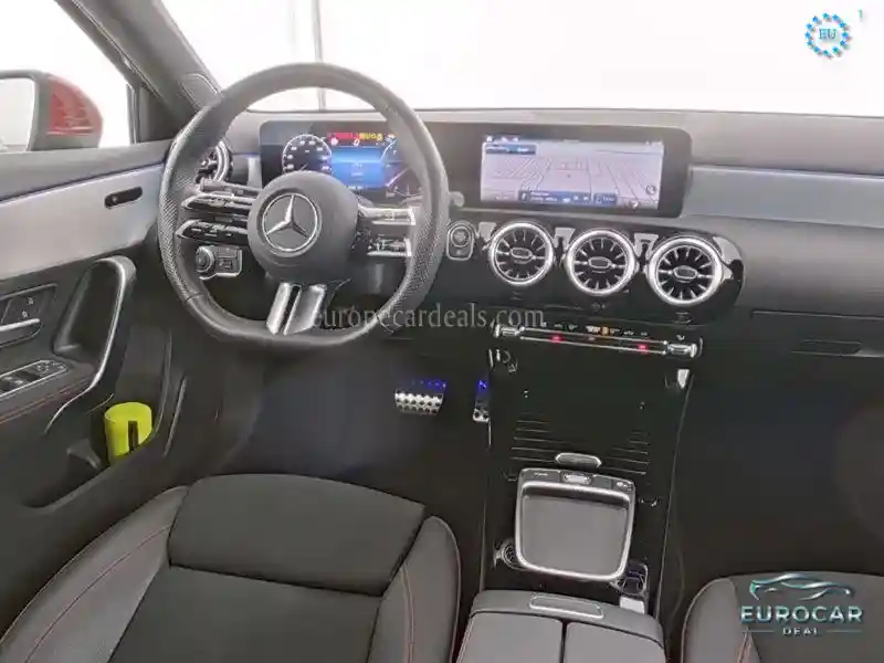 Mercedes-Benz A 220