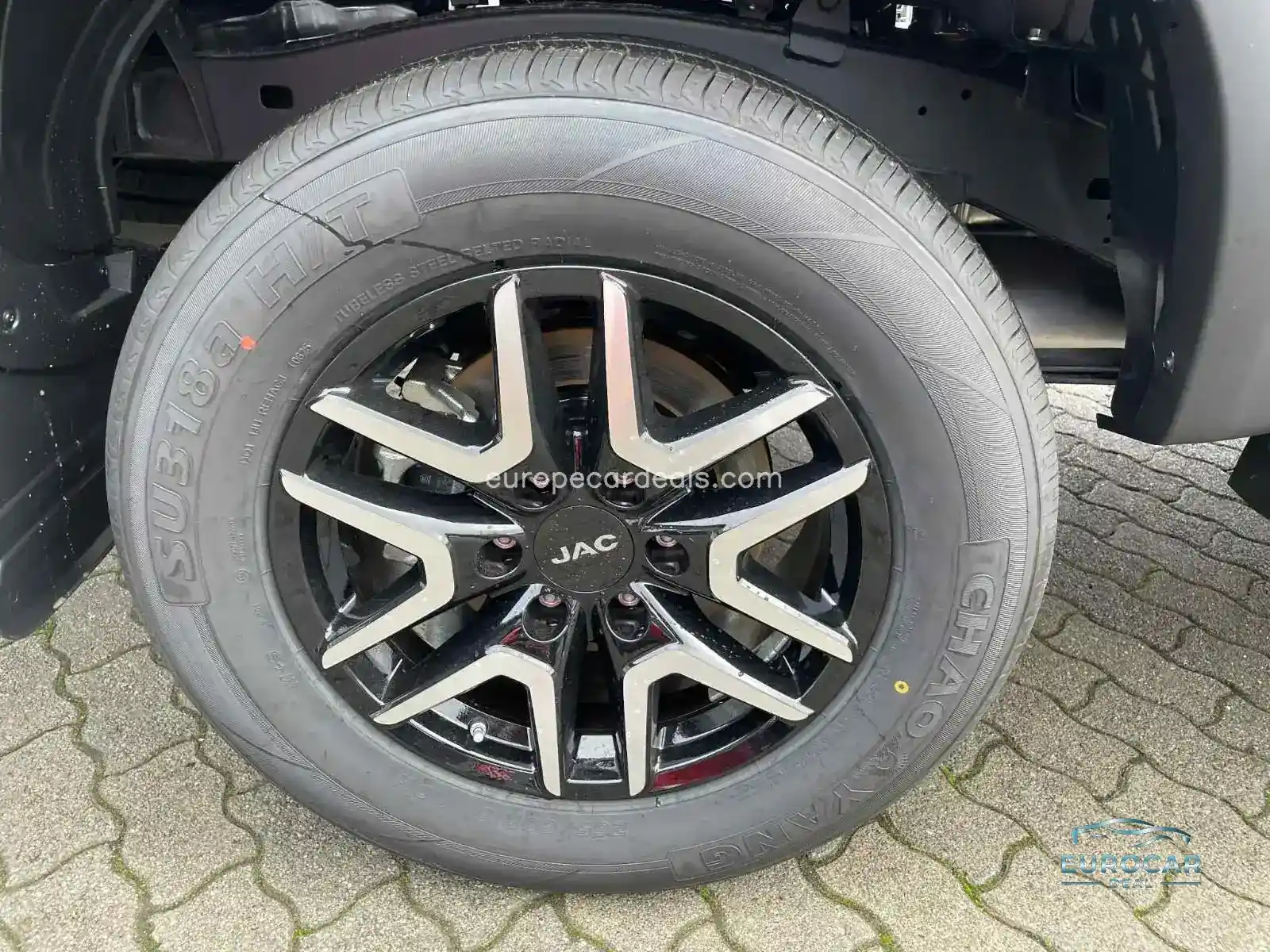 JAC 8 Pro
