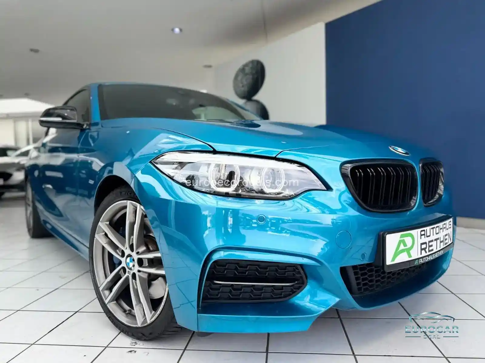 BMW M240i