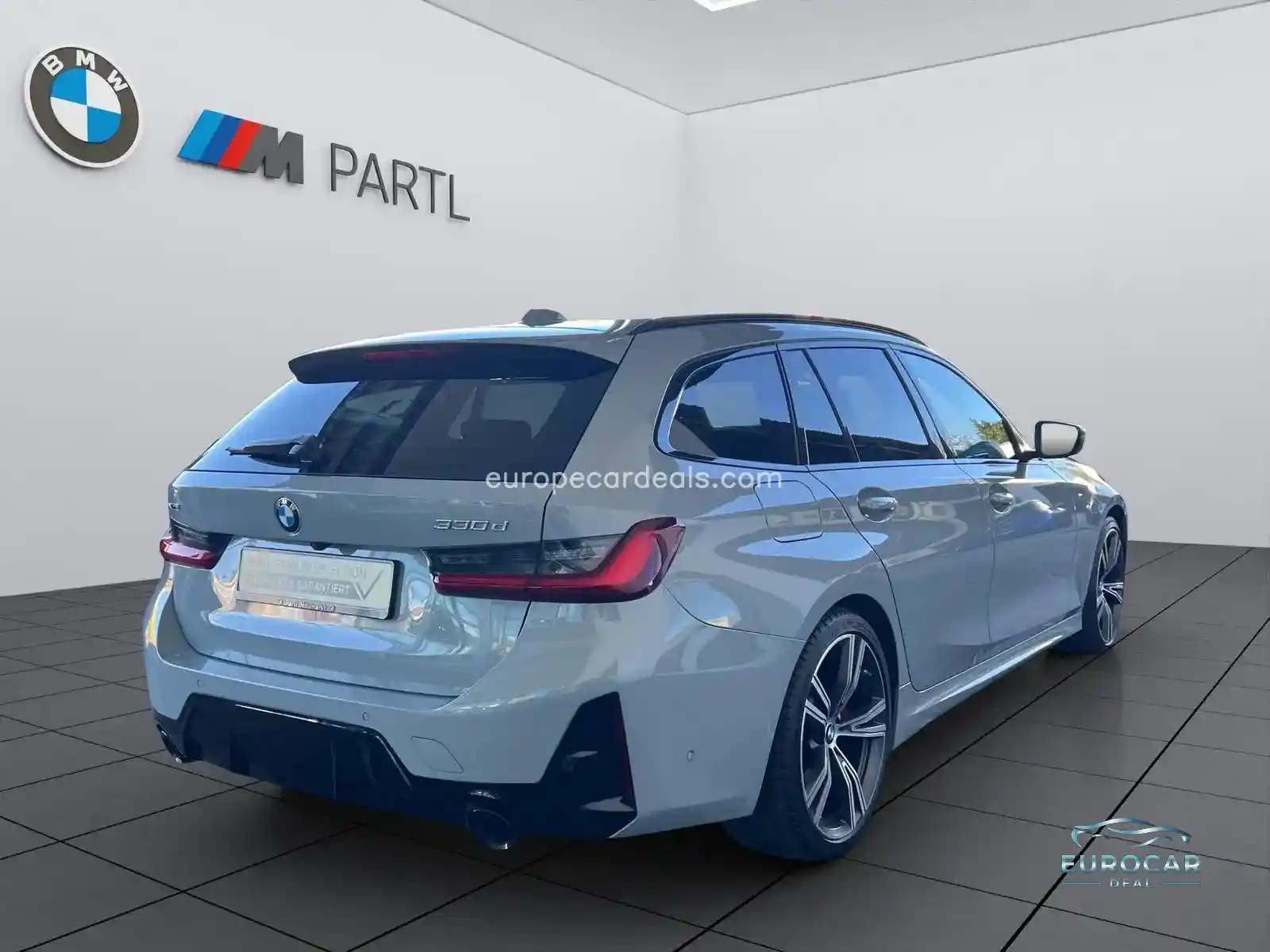BMW 330