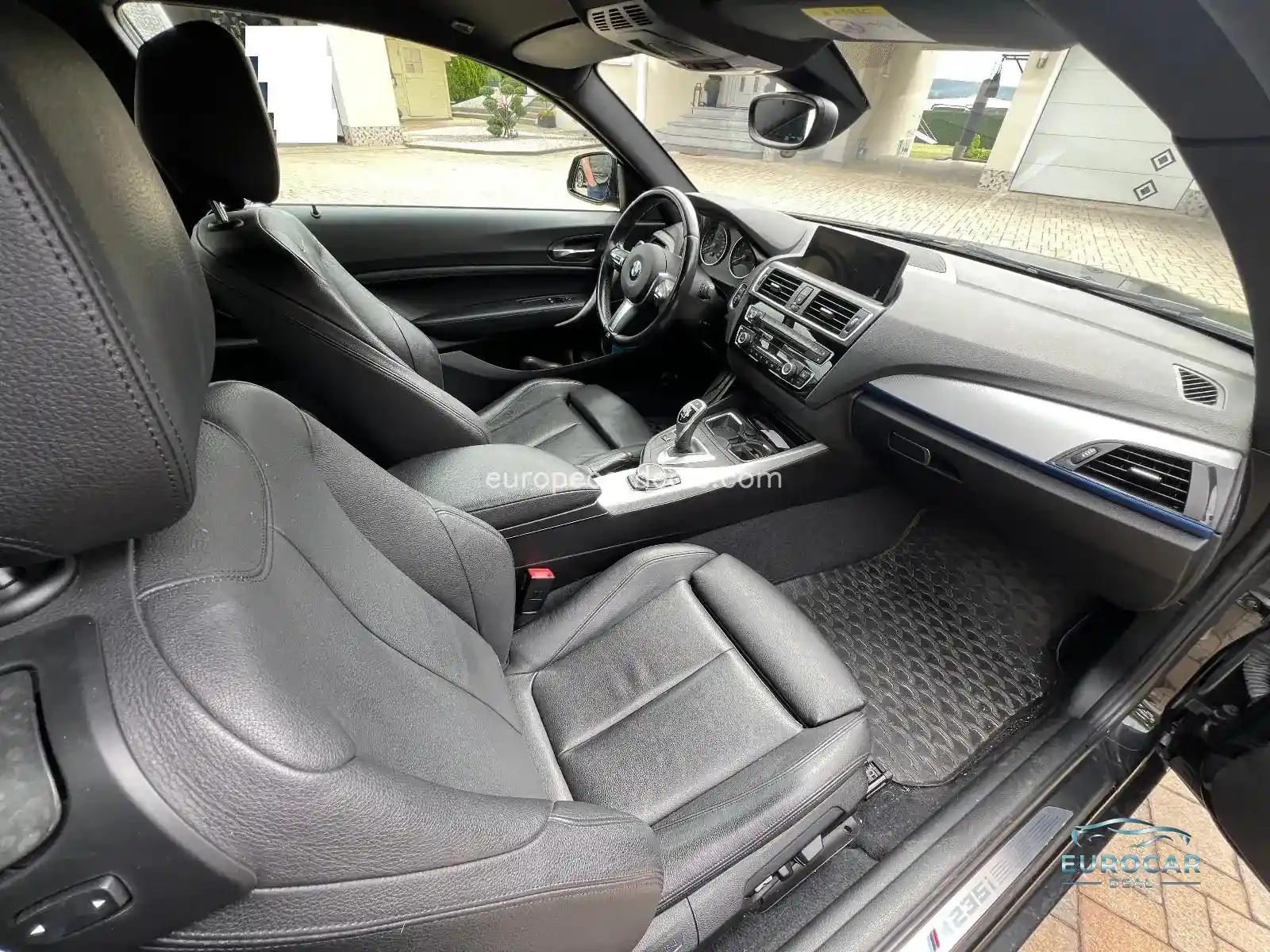 BMW M235