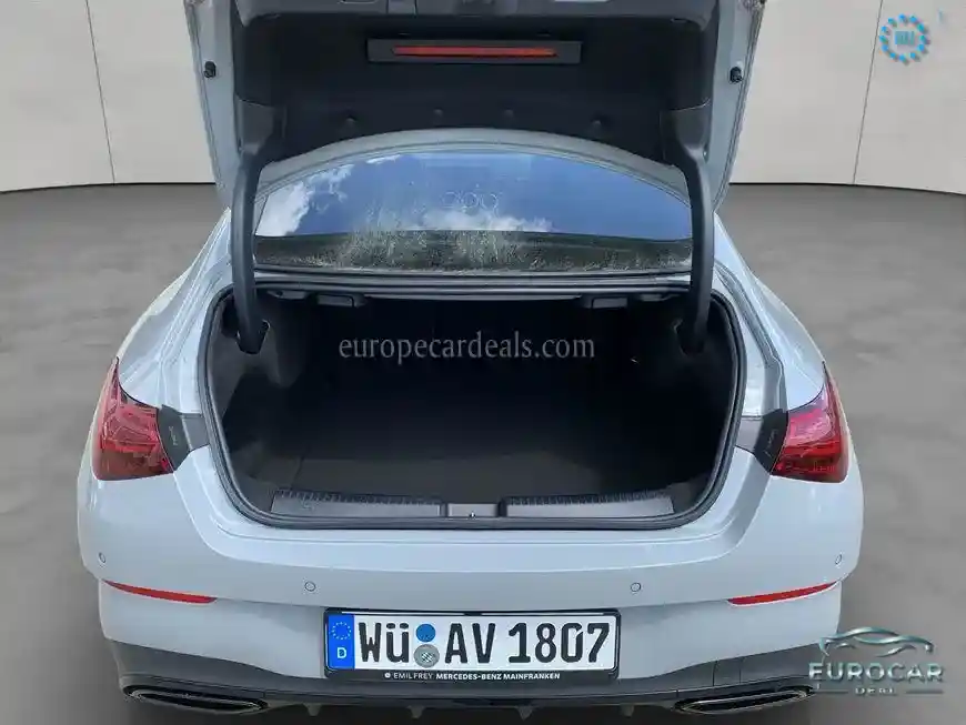 Mercedes-Benz CLA 180