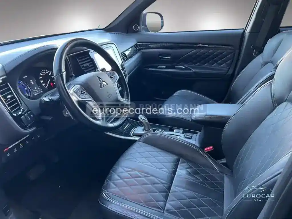 Mitsubishi Plug-in Hybrid Outlander