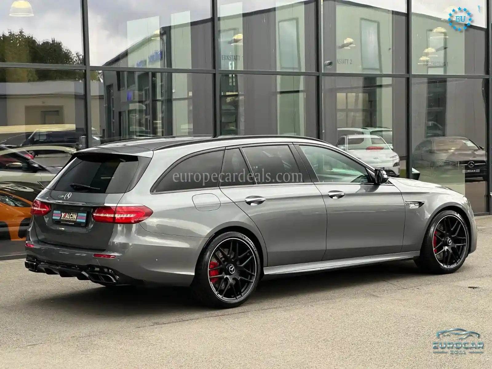 Mercedes-Benz E 63 AMG