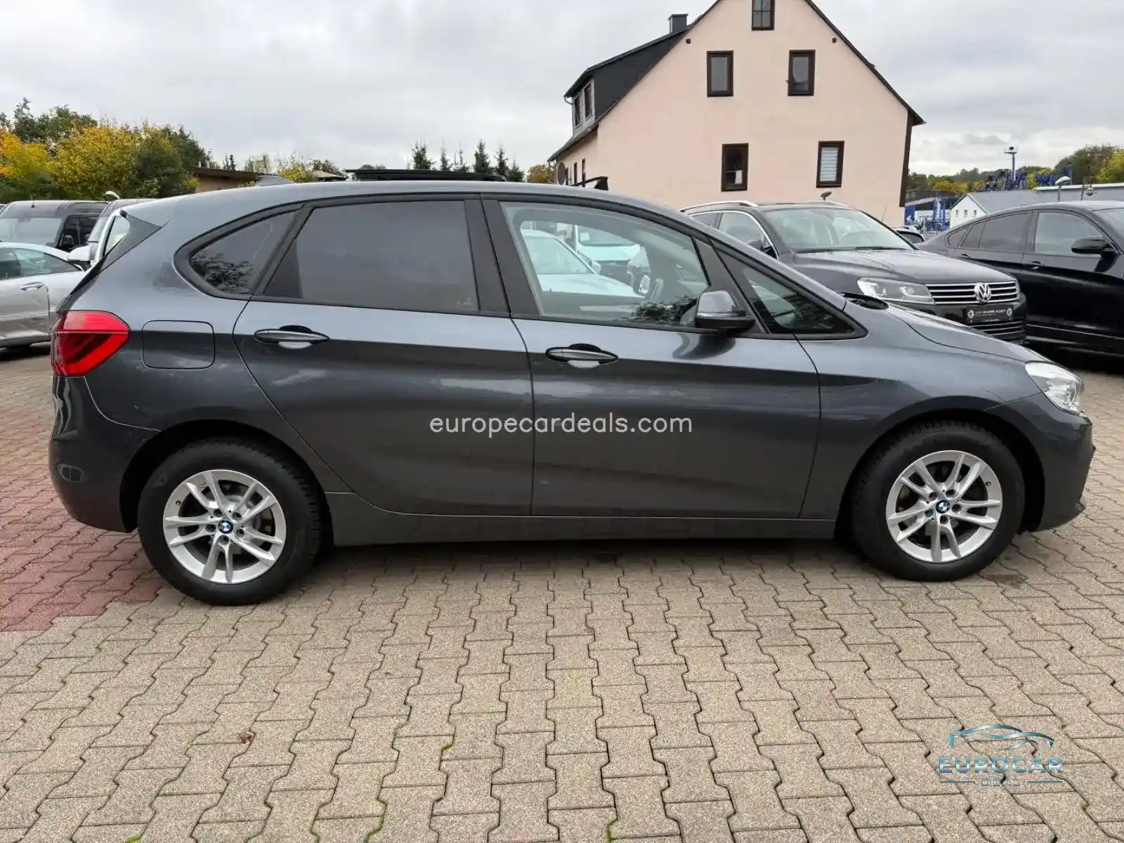 BMW 218
