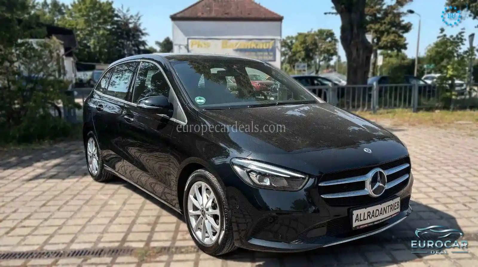 Mercedes-Benz B 220