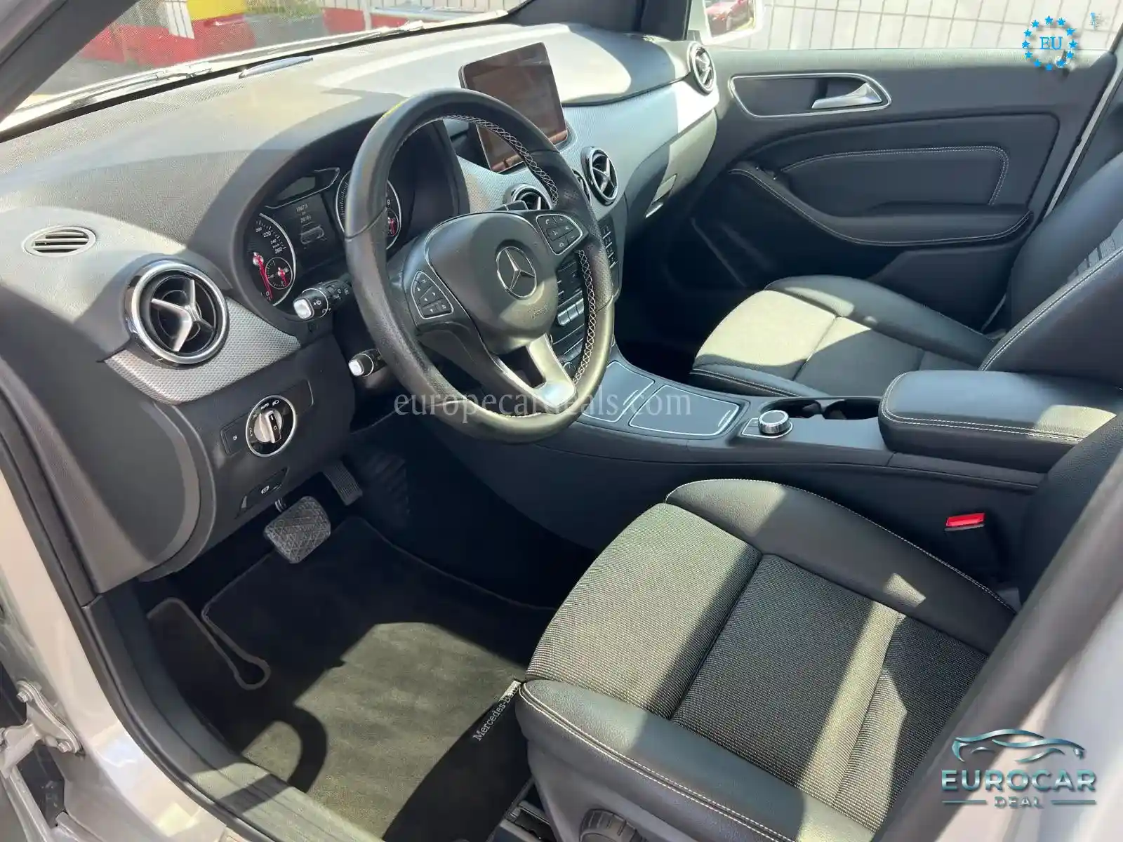 Mercedes-Benz B 200