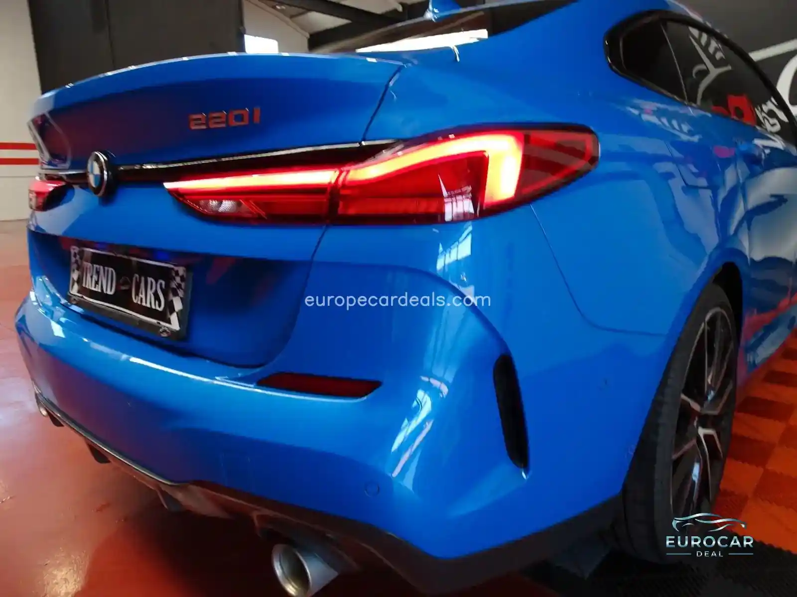 BMW 220