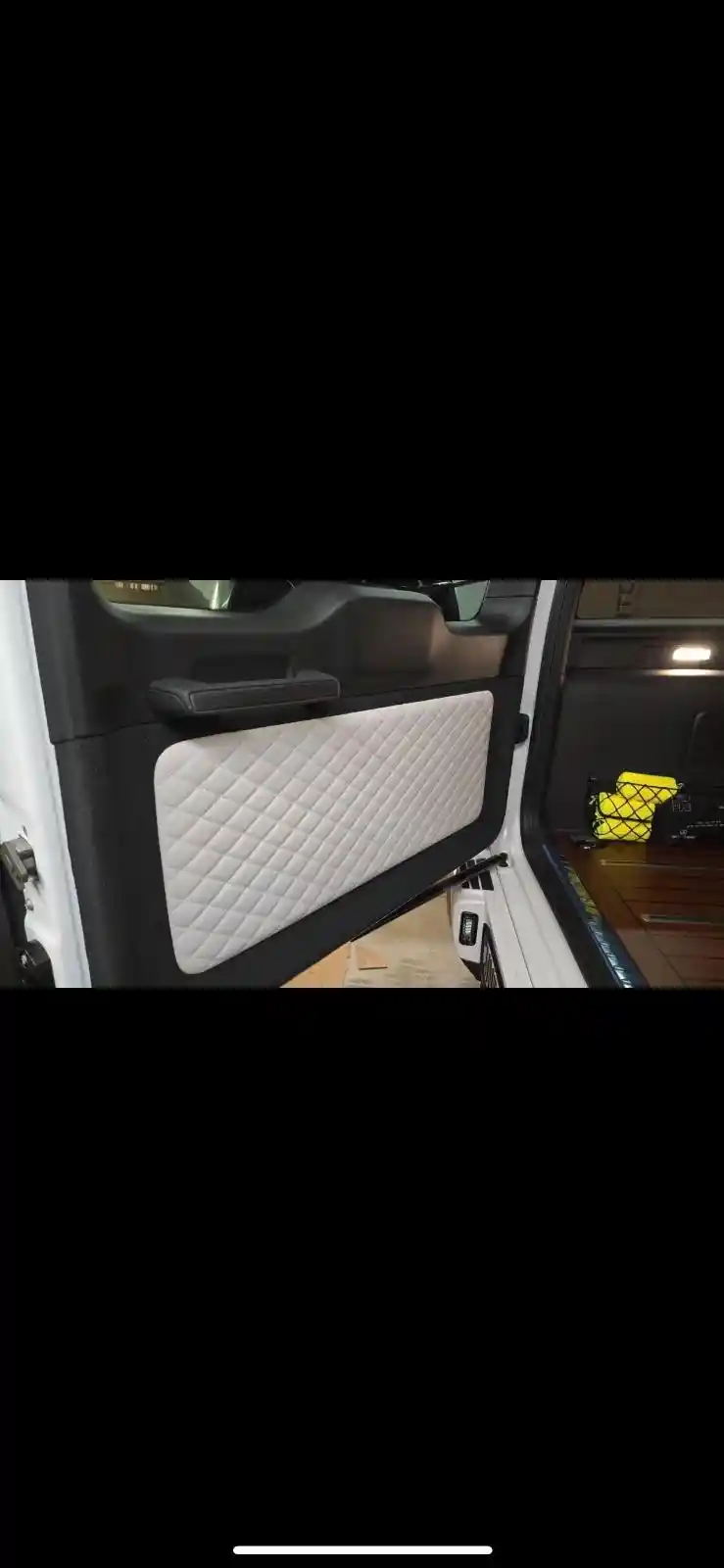 Mercedes-Benz G 500