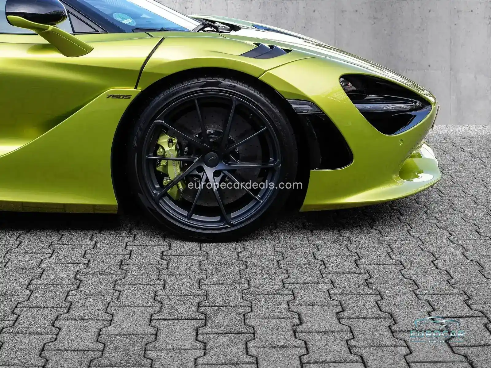 McLaren 750S