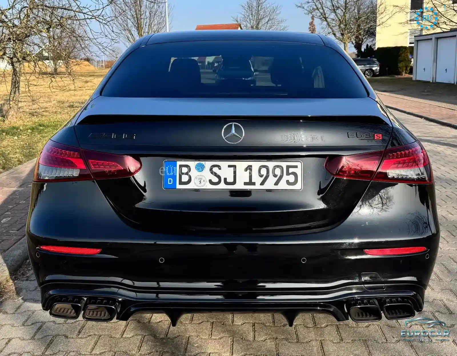 Mercedes-Benz E 63 AMG