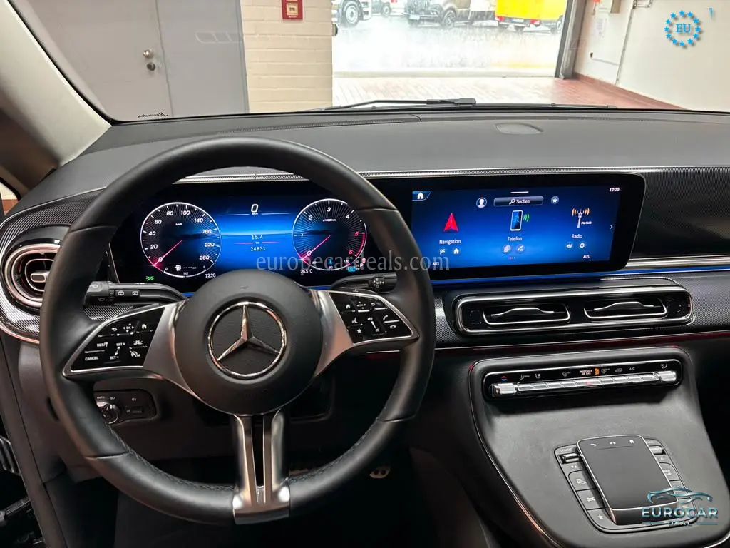 Mercedes-Benz V 220
