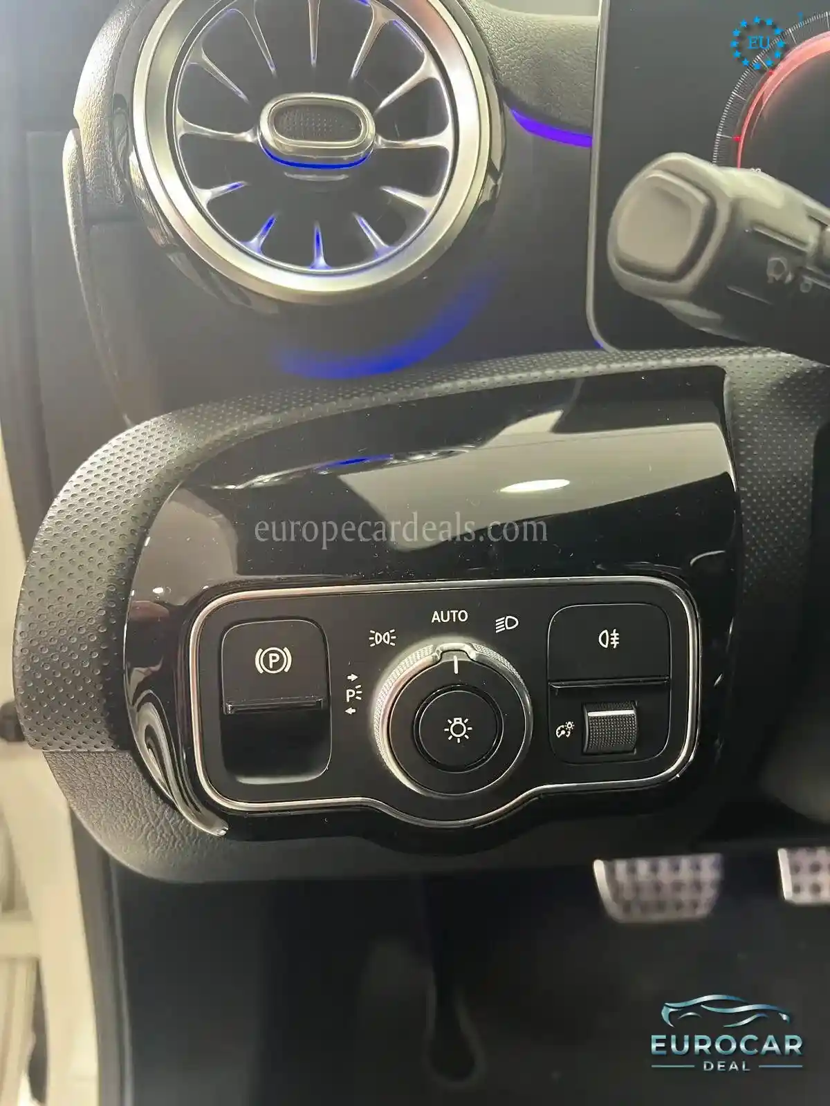 Mercedes-Benz A 220