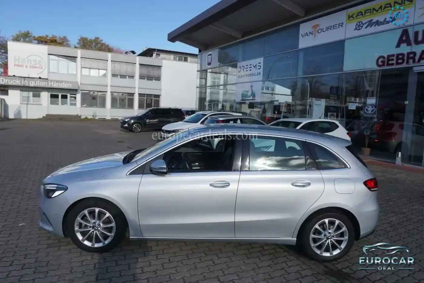 Mercedes-Benz B 180