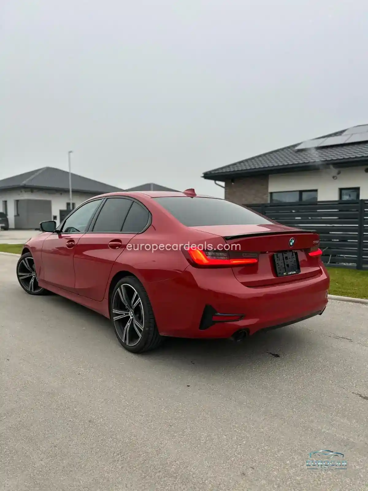 BMW 330