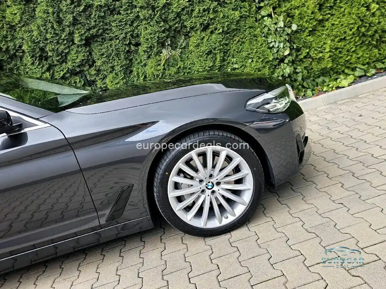 BMW 530