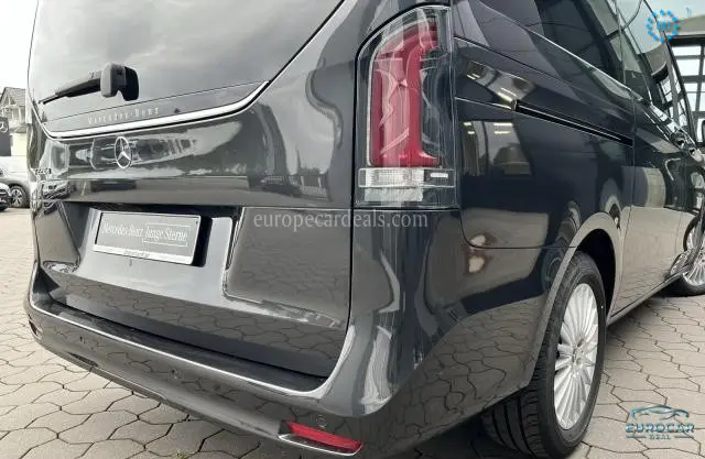 Mercedes-Benz V 220