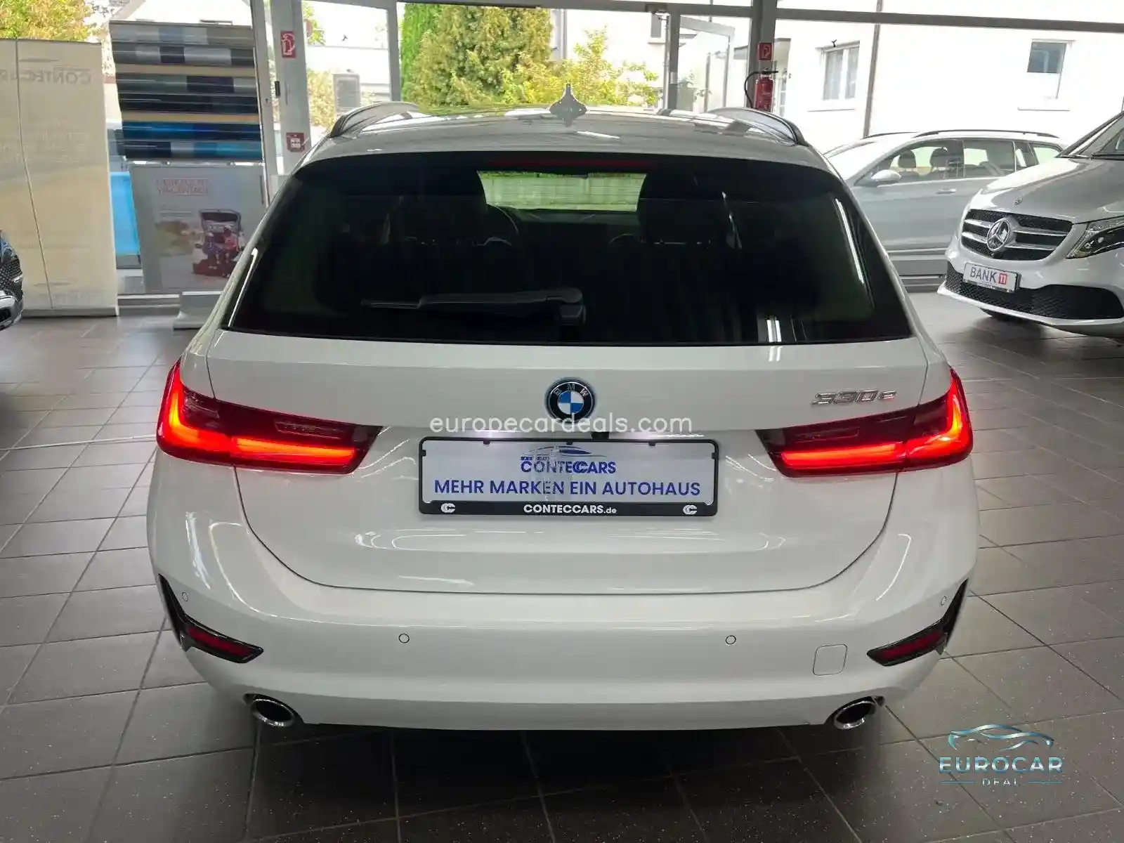 BMW 330
