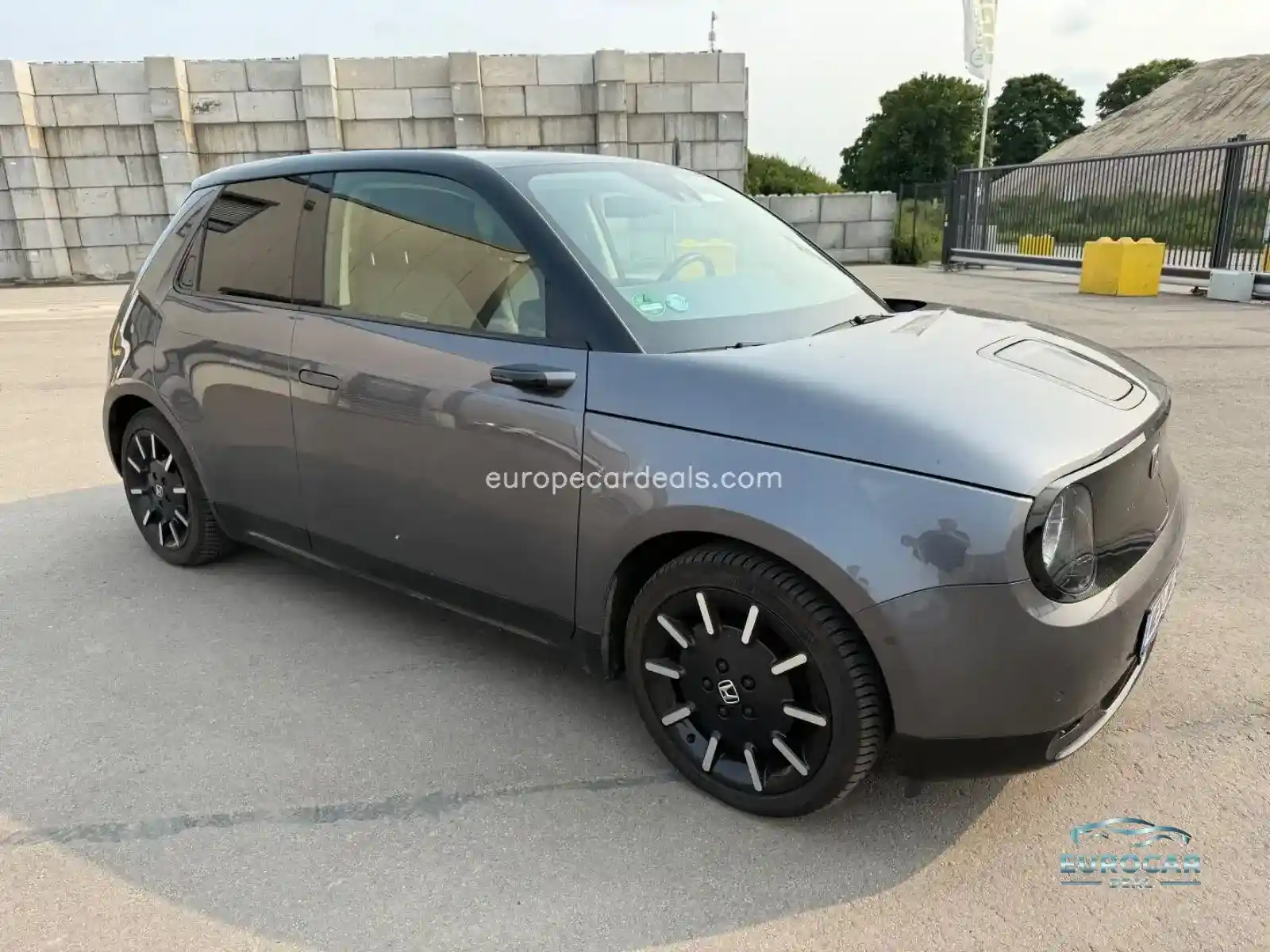 Honda e