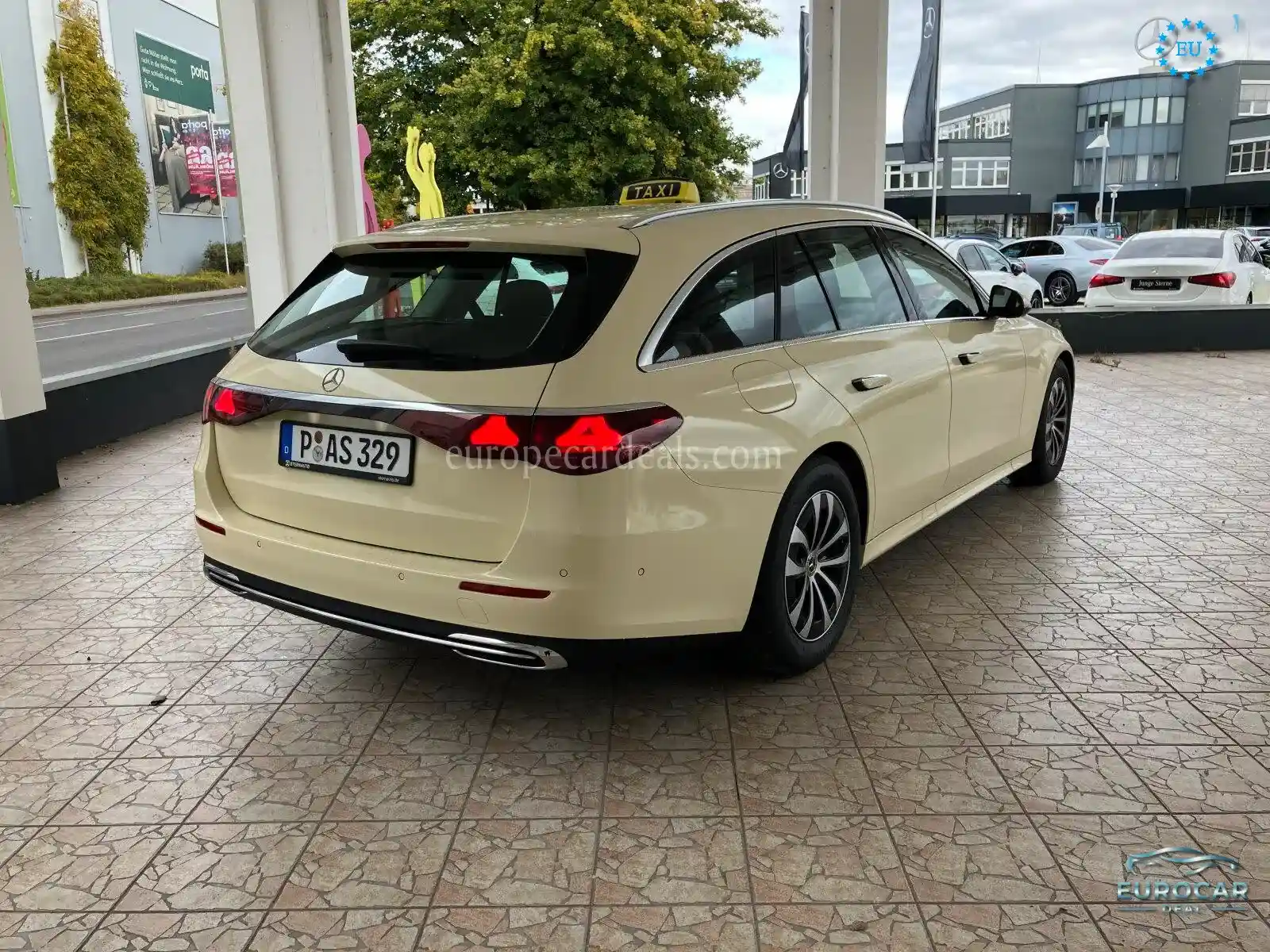 Mercedes-Benz E 200