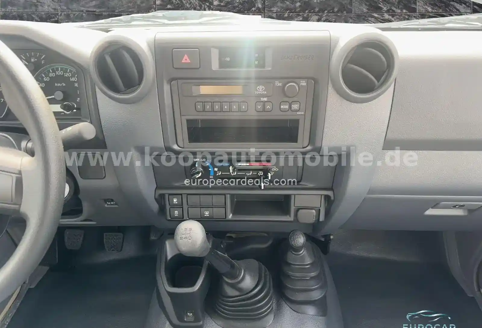 Toyota Land Cruiser