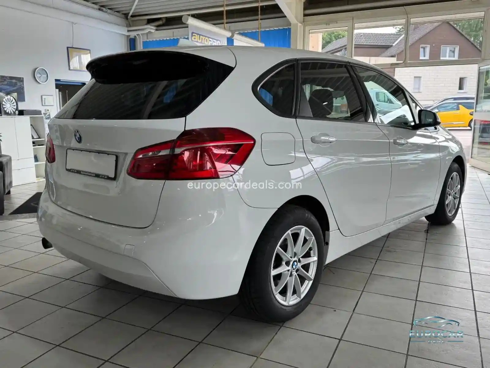 BMW 218